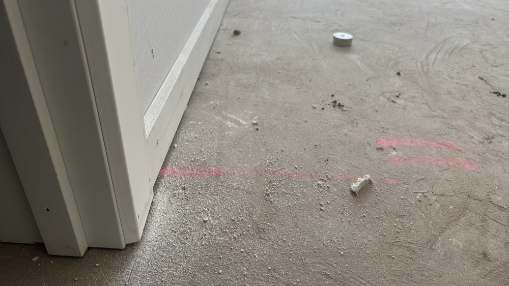 Bowed skirtings noted through the dwelling, Donnybrook