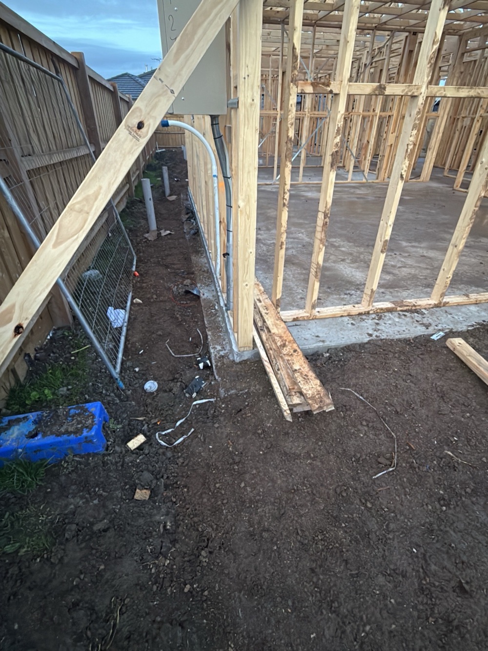 Slab extending beyond the timber frame by over 20mm, Donnybrook
